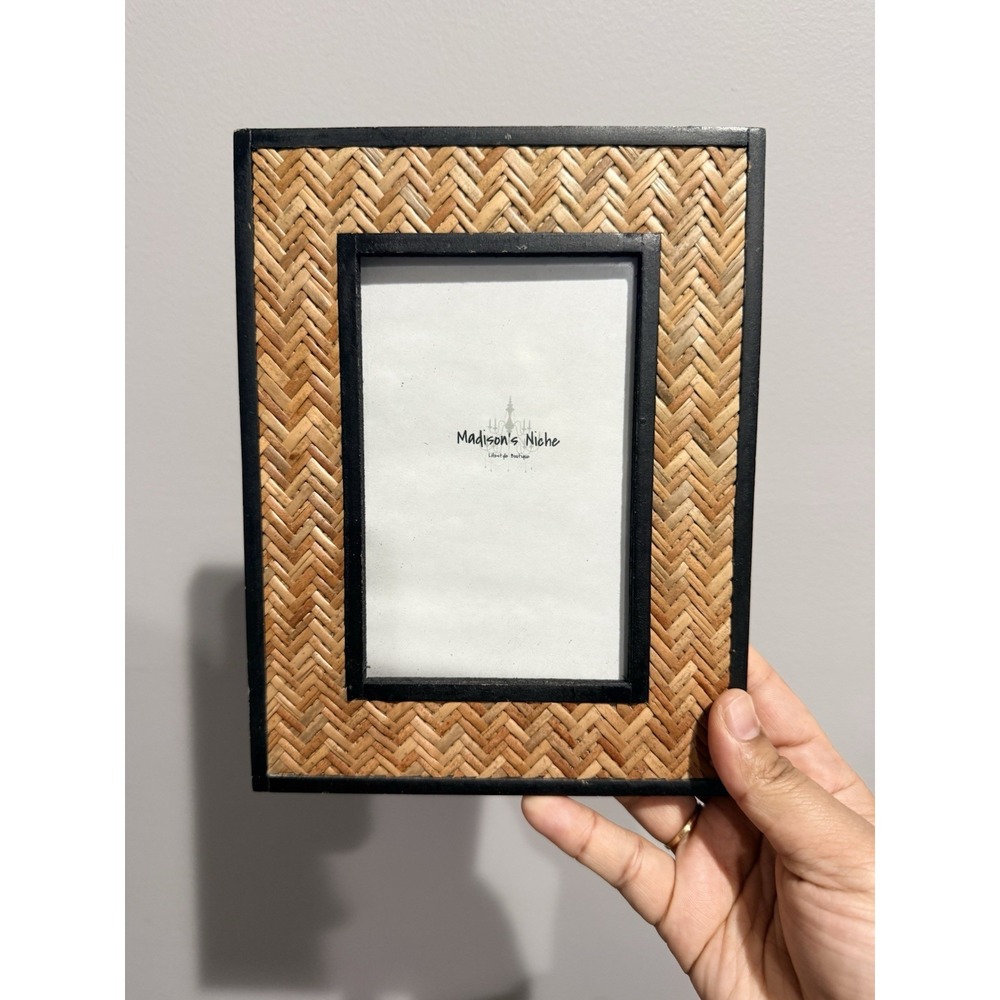 Madison's Niche Woven Rattan Picture Frame Holds 4x6 Photo Herringbone Black L